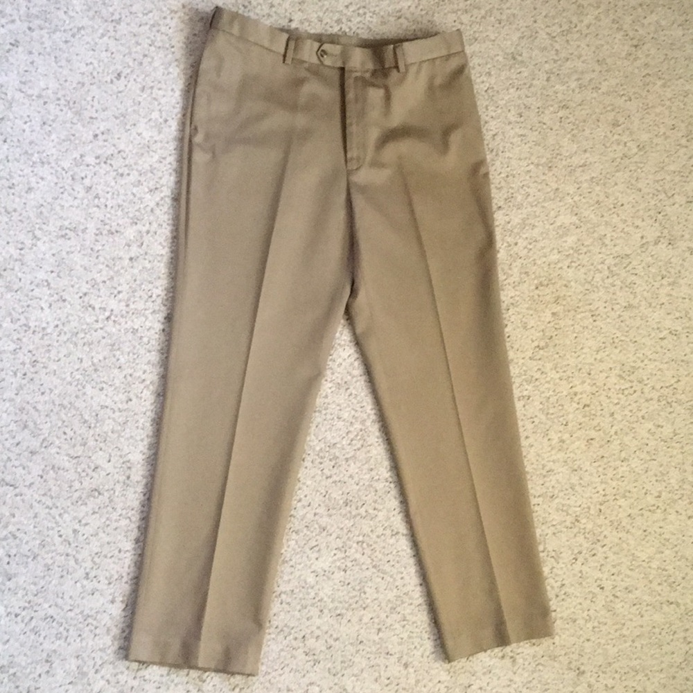 Men’s Perry Ellis Khaki Pants 38x32